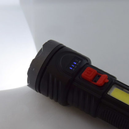 KR_Flashlight5865_