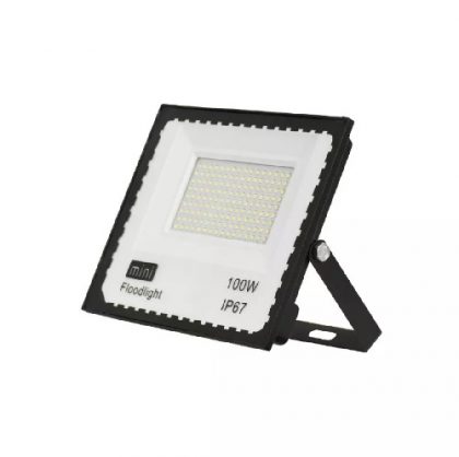KR_100WFloodLight03
